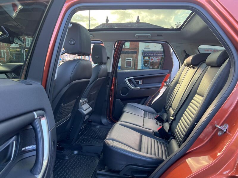 LAND ROVER DISCOVERY SPORT