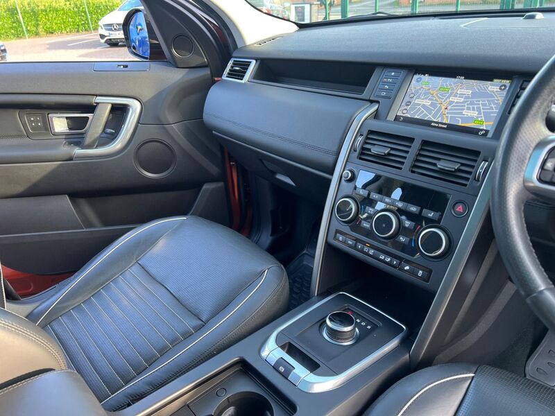 LAND ROVER DISCOVERY SPORT