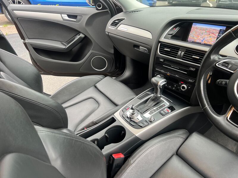 AUDI A4 ALLROAD