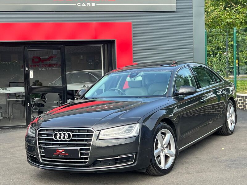 AUDI A8