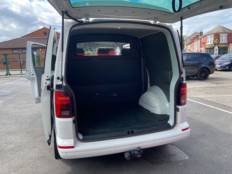 VOLKSWAGEN TRANSPORTER
