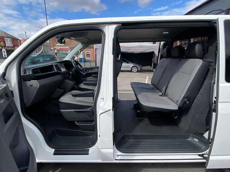 VOLKSWAGEN TRANSPORTER