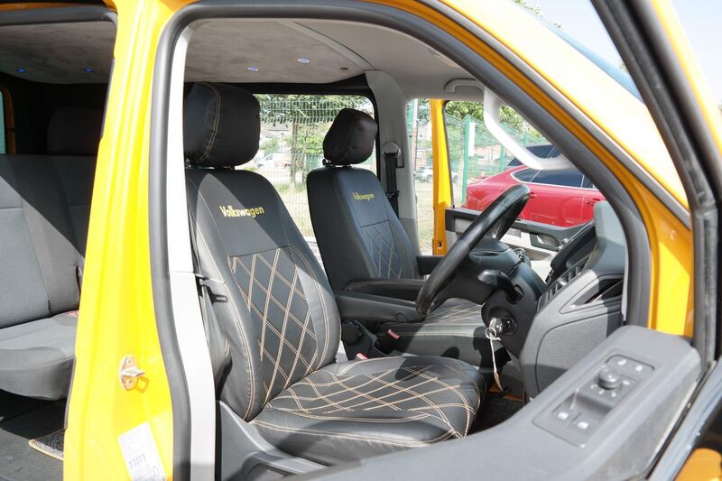 VOLKSWAGEN TRANSPORTER