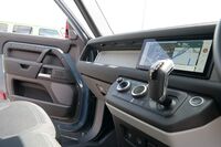 LAND ROVER DEFENDER 90