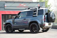 LAND ROVER DEFENDER 90