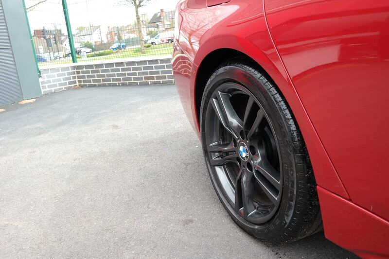 BMW 3 SERIES