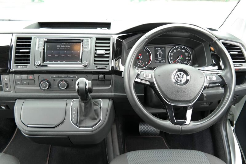 VOLKSWAGEN TRANSPORTER