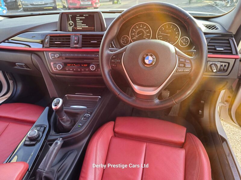 BMW 3 SERIES