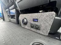 VOLKSWAGEN TRANSPORTER SPORTLINE