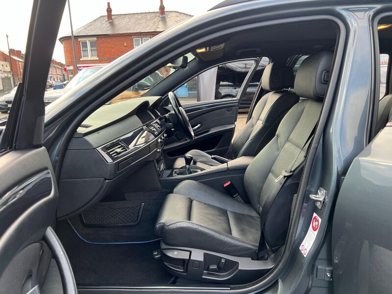 BMW 5 SERIES