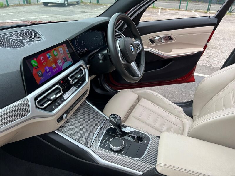 BMW 3 SERIES