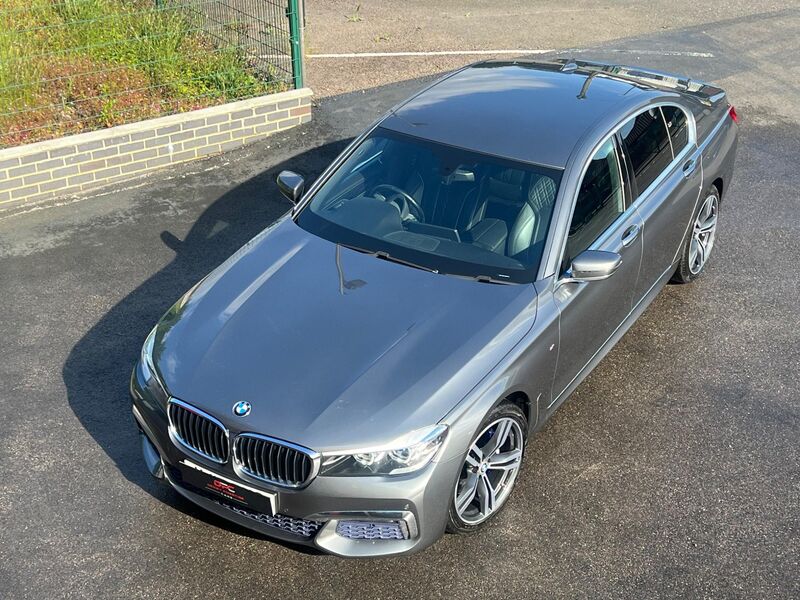BMW 7 SERIES