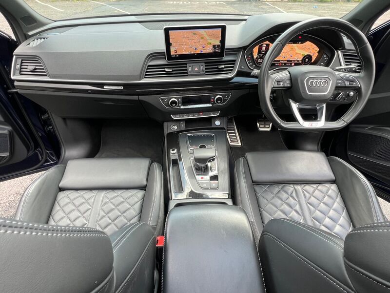 AUDI SQ5